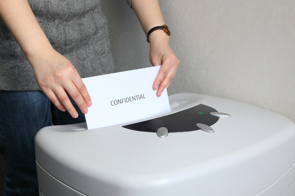 The Benefits of Using a Personal Paper Shredder